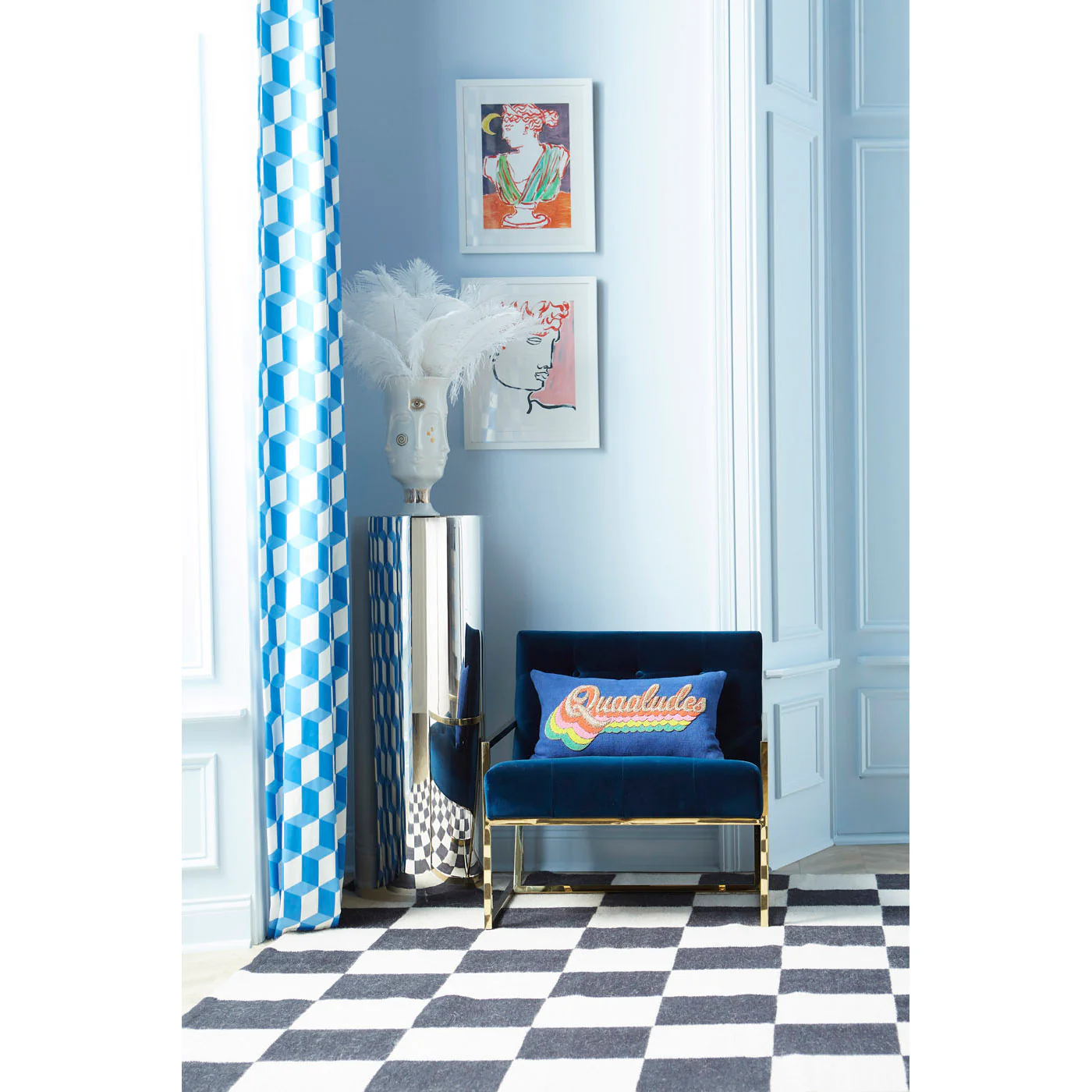 Alphaville Pedestal - Image 4
