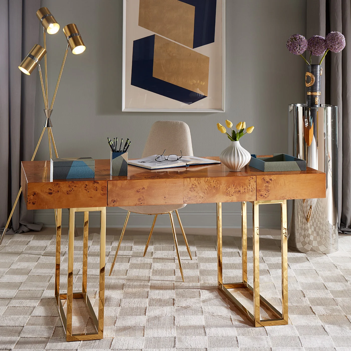 Alphaville Pedestal - Image 5