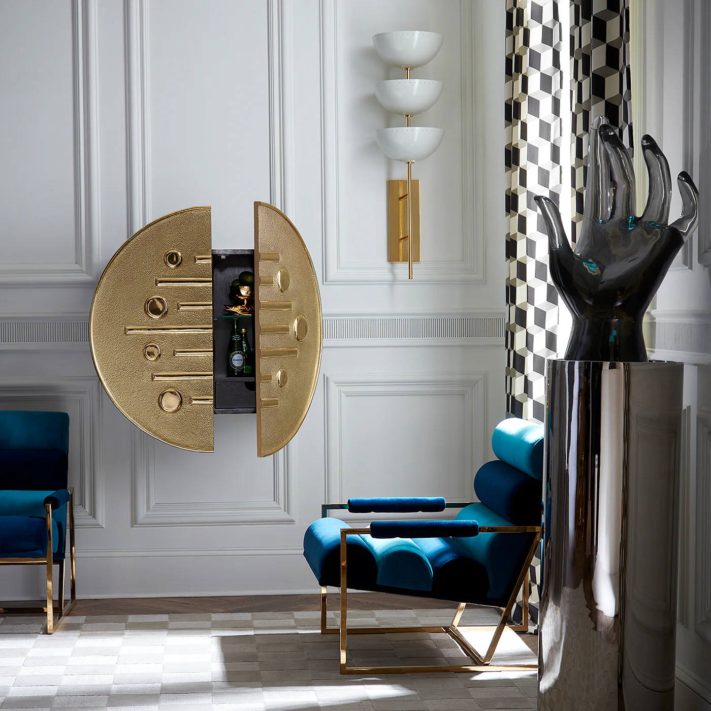 Alphaville Pedestal - Image 7