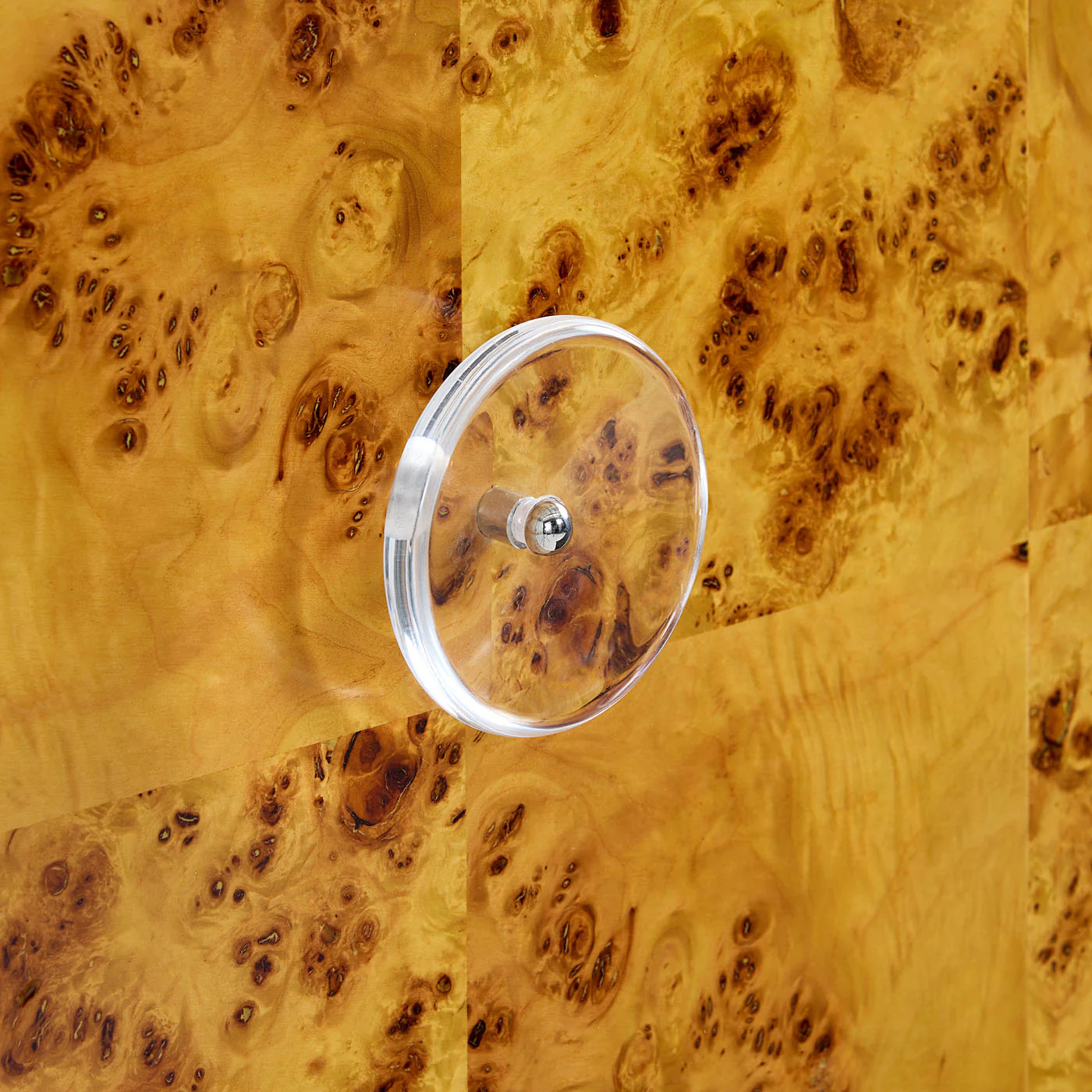 Bond Bar - Image 10