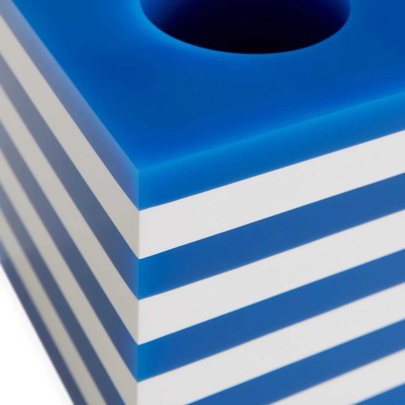 Cabana Mini Scoop Vase - Image 3