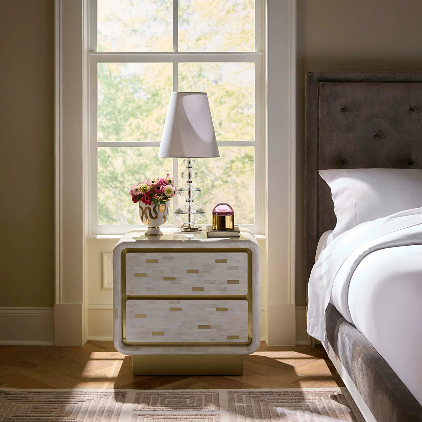 Casablanca End Table - Image 2