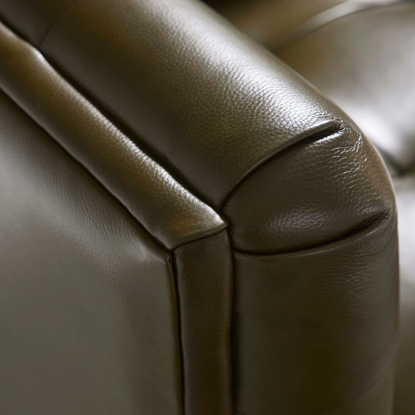 Claridge 185.4 cm Apartment Sofa - Image 6