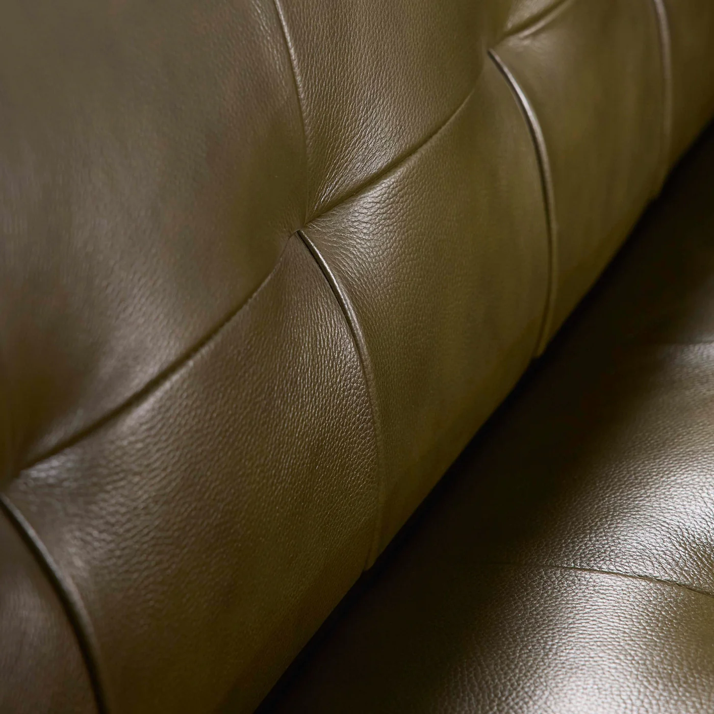 Claridge 185.4 cm Apartment Sofa - Image 7