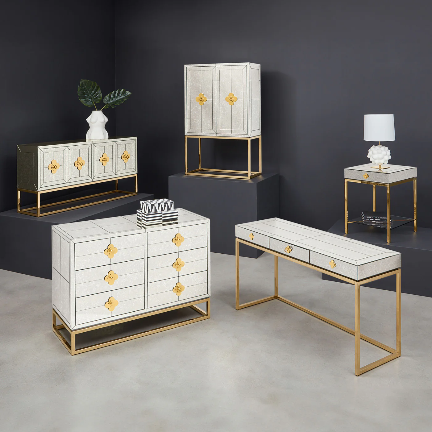 Delphine Desk - Image 5