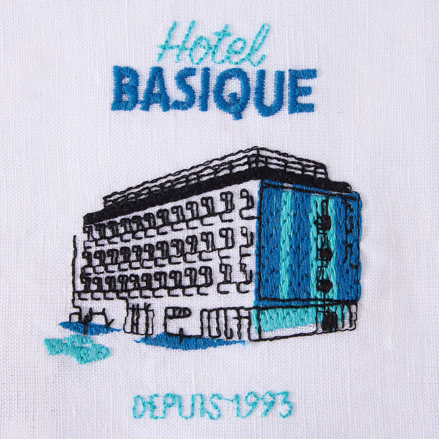 Hôtel De Rêve Cocktail Napkins - Image 5