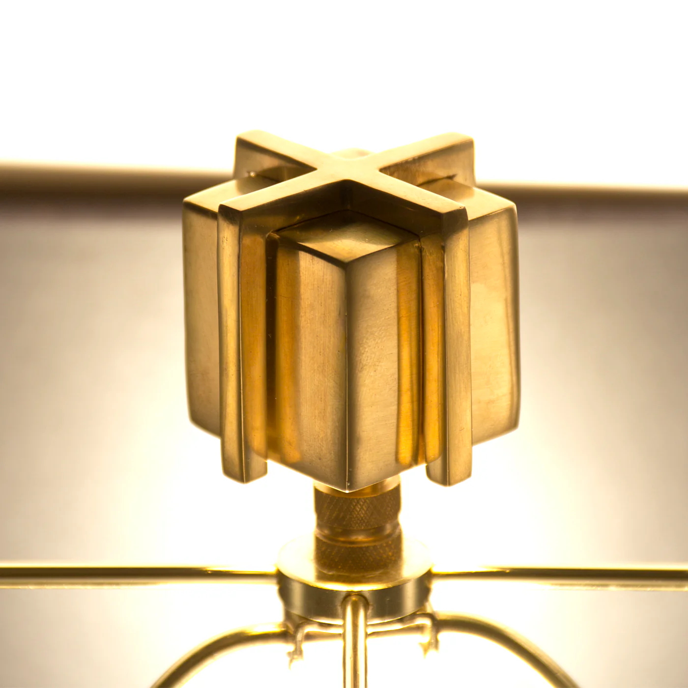 Puzzle Table Lamp - Image 11