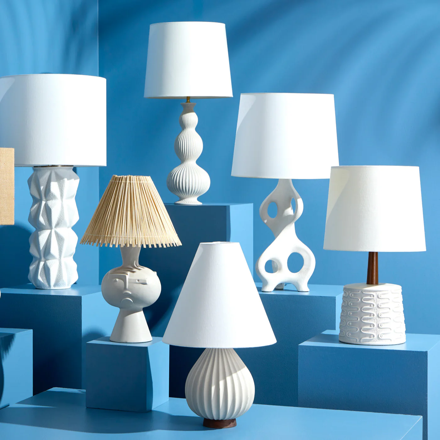 Molecule Table Lamp - Image 2