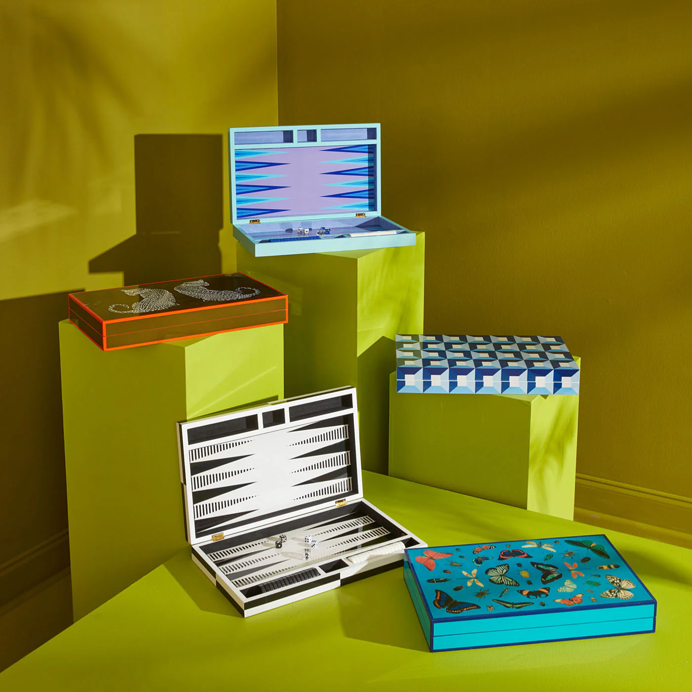 Op Art Backgammon Set - Image 10