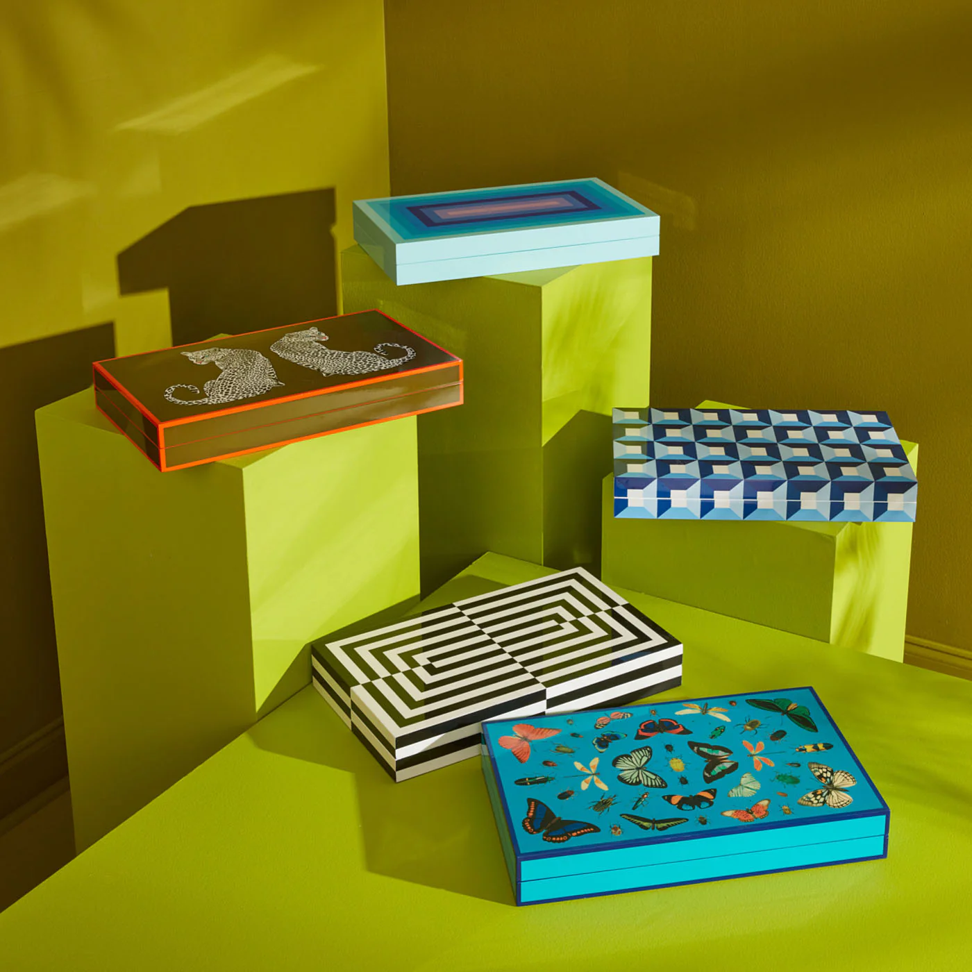 Op Art Backgammon Set - Image 11
