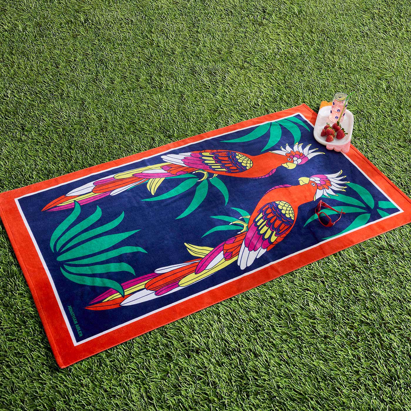 Parrots Beach Towel - Image 7