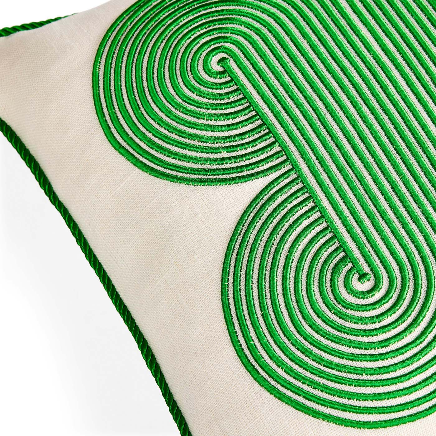 Pompidou Green Quatrefoil Cushion - Image 5