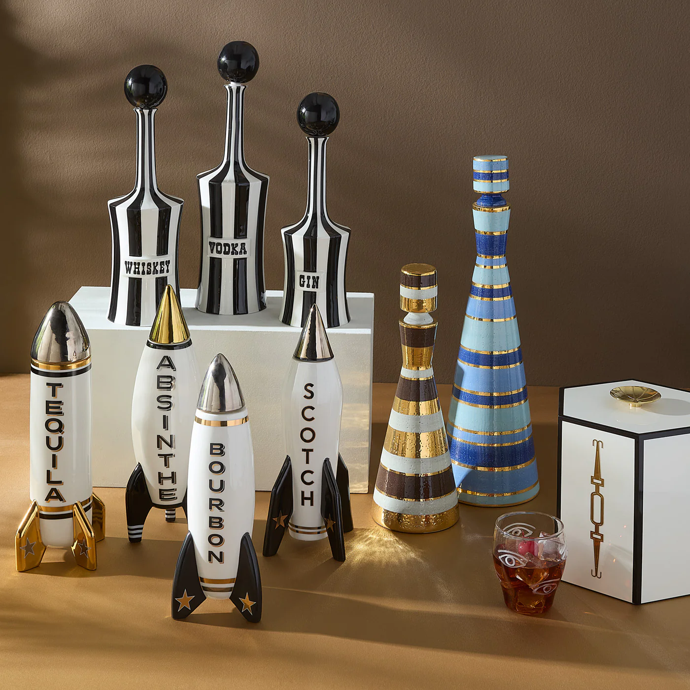 Rocket Scotch Decanter - Image 2