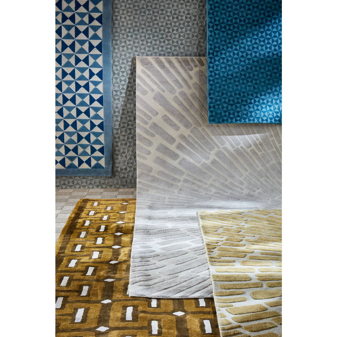 Sunburst Hand-Knotted Rug - Image 20